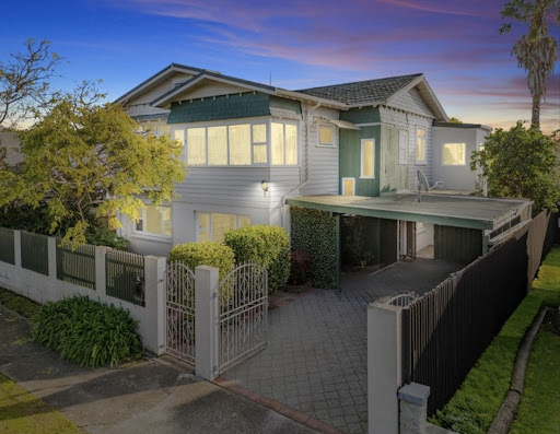 Photo from customer review