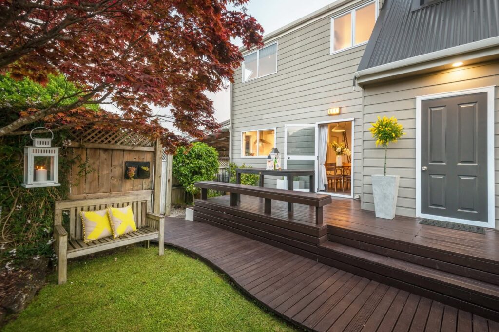 One Tree Hill real estate agent — another successful sale by Sarah and Julie Harcourts, top Auckland real estate agents known for results in One Tree Hill.