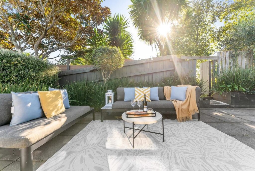 Sunnyvale real estate agent — recently sold by Sarah and Julie Harcourts, top Auckland real estate agents with a strong track record across Sunnyvale.